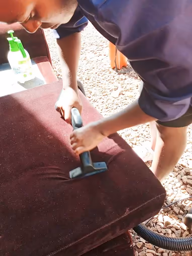 Vacuum extraction on a mattress